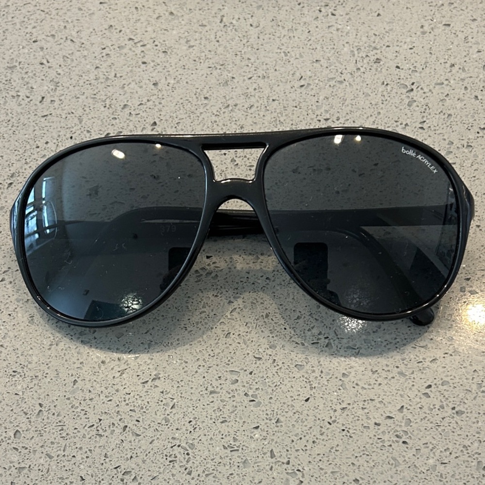 bolle Matte Black Aviator Sunglasses with Dark Lenses